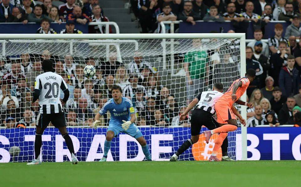 冲刺阶段瓦伦西亚备战欧冠，造点机会细节曝光，质疑声仍在，训练强度明显提升的简单介绍